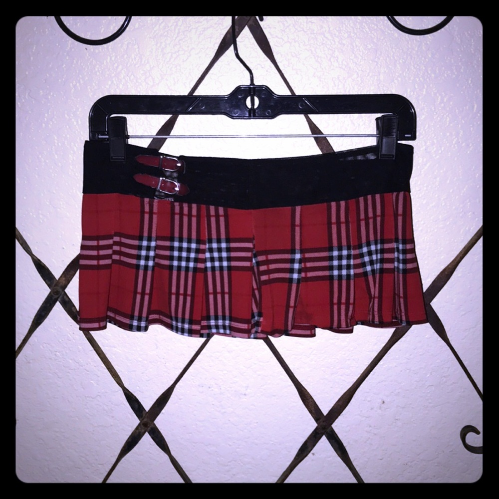 ADORABLE PLAID MINI❤️